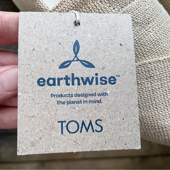 TOMS Women's Alpargata Natural Heritage Canvas Slip-On Loafers. Round toe flats - Picture 15 of 17